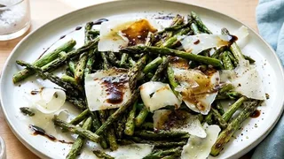 Balsamic Roasted Asparagus with Parmesan